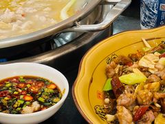 -老来福·非遗酸汤兔(凯旋路店)