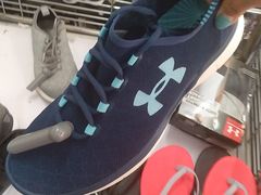 -UNDER ARMOUR(新燕莎奥莱店)