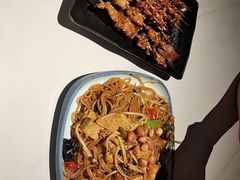 -柳喜辣·烧烤酒局(跃进总店)