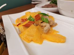 菠萝咕噜里脊肉-四季暖堂·融合江浙菜(N1955创业园店)