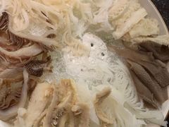 -哥老官重庆美蛙鱼头(宝山龙湖店)