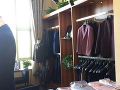 -宇翔服饰(双井桥东首城国际店)