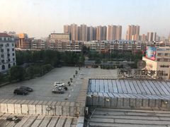 停车场-驻马店柏林国际酒店