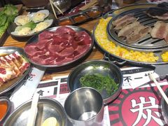 -青瓦炭韩潮烤肉(花园道店)