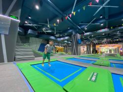 -反弹蹦床公园·亲子乐园·团建·派对(尚品奥莱店)