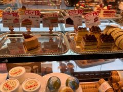 -多乐之日(颐堤港店)