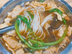 -柳州肥姨妈大骨螺蛳粉(曹路店)