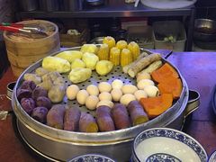 -鑫巴蜀小镇 · 水煮鱼专研店(玉桥店)