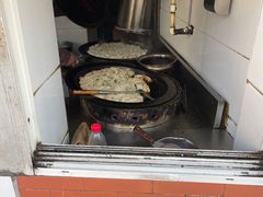 -胡记锅贴·沪上游子老鸭粉丝汤(太原路店)