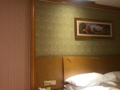 -维也纳酒店 (蠡口家具城地铁站店)