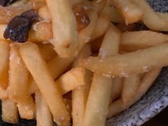 黑松露薯条-Golden Lily河内巴黎法越料理餐厅(建国西路店)