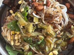 -灵山卢梅燕粉店