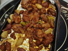 -老东镇啤酒屋海鲜加工·蒸汽海鲜·海鲜烧烤(台东店)