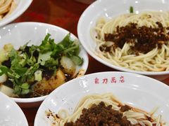 -华兴街自力面店