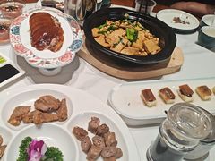 -梅利汴京烤鸭•开封豫菜地标店(东大街店)
