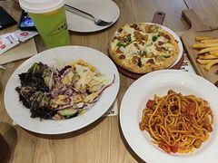 -必胜客(WOW贺州灵峰店)