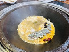 -老刘生态大鱼坊铁锅炖鱼(赛马场店)