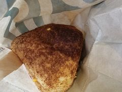 烧汁风味猪肉滑蛋芝士包-星巴克(天津SM城市广场店)