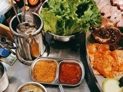 -哈哈碳都·牛肋条无限自助烤肉(台江万达店)
