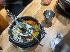 -汉城烤肉·黑金冠(华山路店)