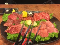 -炼火烤肉店