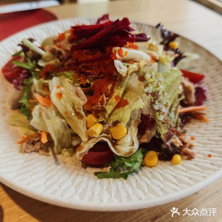 周末吃顿好的日料加上霸王茶姬新品，美美哒