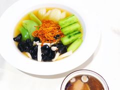 椰皇莲子炖老鸡-皇朝尊会(龙之梦大酒店)