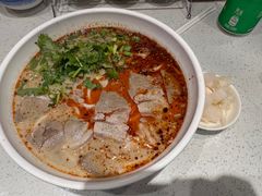 -遵义1935羊肉粉(静安寺店)