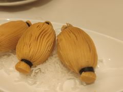 金枕榴莲酥-利苑酒家(宜安广场店)