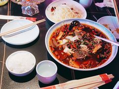 -粉墨特色菜·烧烤音乐酒馆
