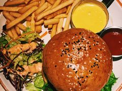 -阿妮叶李(光谷世界城店)