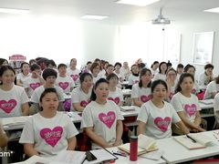 -爱月宝月嫂·育儿嫂(哈尔滨总店)