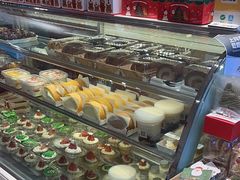 -玥儿弯弯手作烘焙(中海国际社区御城店)
