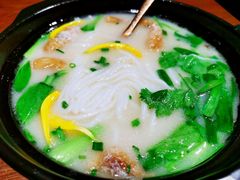 云南过桥米线-云海肴·汽锅鸡·云南菜(美罗城店)