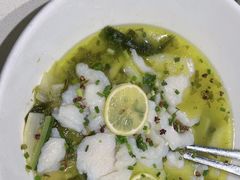 -绿草地·湘菜(7mall店)