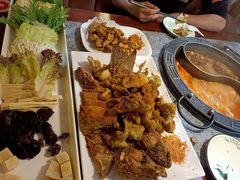 -八次方巴乡石锅鱼·金海湖水库活鱼(谷丰东路店)