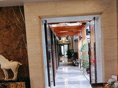 -云南荟·湖畔领宴(领事馆店)