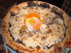 招牌黑松露蘑菇披萨-IL TEATRO 精品意大利餐厅