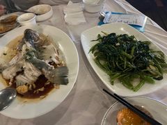 -美人鱼悬崖海景餐厅(鹿嘴山庄店)
