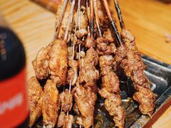 红柳枝烤羊肉-琥珀老六龙虾(四里河店)