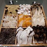 享月汤皇千峰路店，菌类丰富多样，[色][色][色]