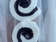 豆沙奶卷-牛姥姥牛奶酪