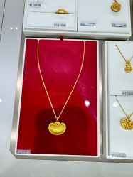 -周大福CHOW TAI FOOK(浦东八佰伴店)