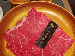 -牛YO寿喜烧·铁板烧和牛火锅自助(市府恒隆店)