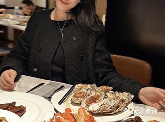 人生建议，回家之前来这一家吃一顿，海鲜大满贯安排上