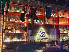 -UP嘻哈酒吧(粉巢店)