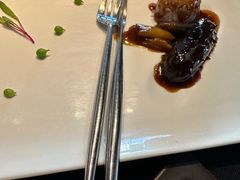 葱烧海参配乌米菌-鲁采LU STYLE(新天地店)