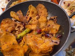 -川流不息·地道川菜·小龙虾(松东路店)