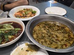 -金良酸菜鱼(宁海路总店)