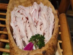 -老牌坊云南鱼豆花火锅(嵩山店)